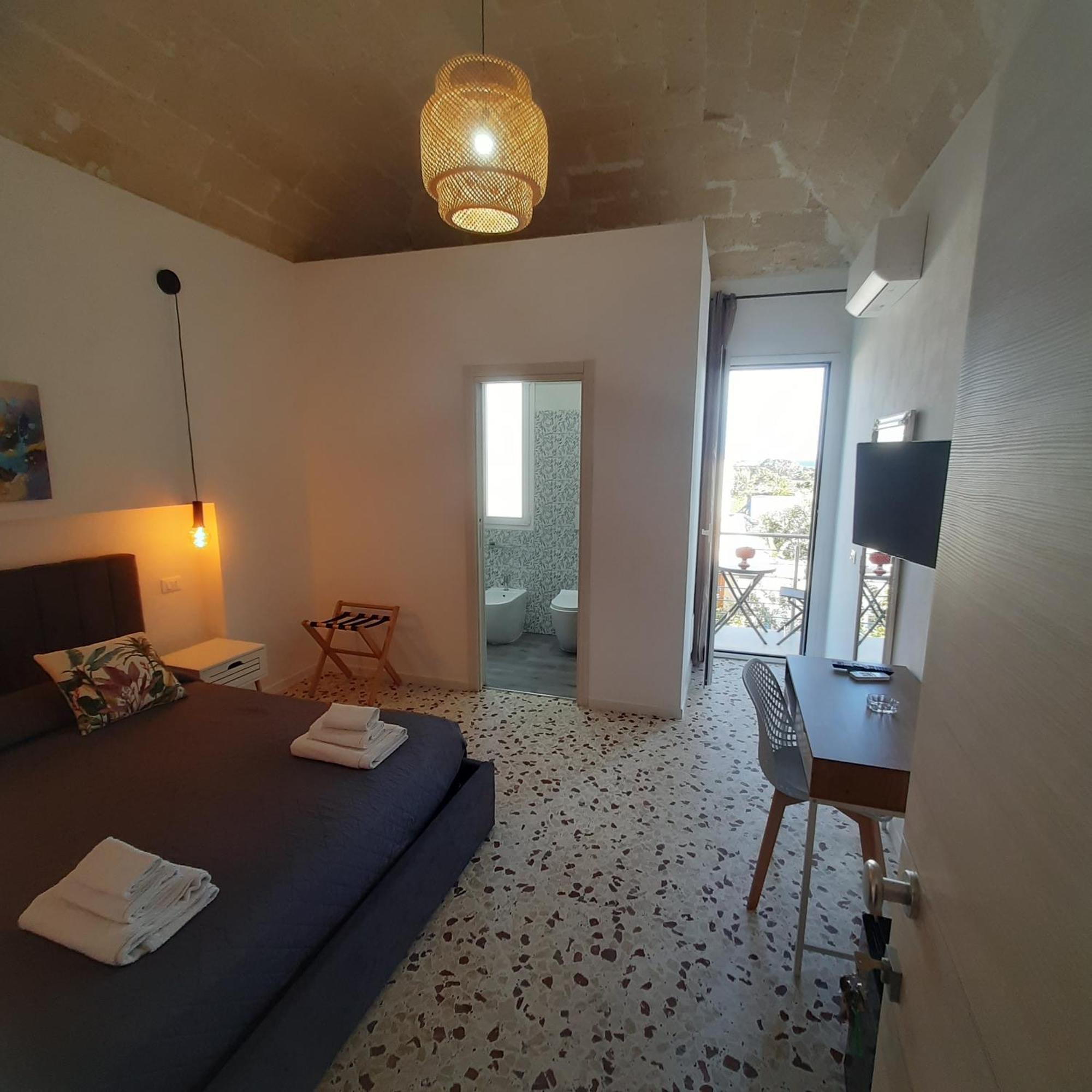 Ponente & Maestro Rooms ファヴィニャーナ エクステリア 写真